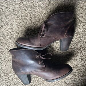 Clarks Carlisle Spice Ankle Boots Size 9M